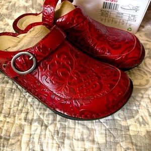 Women’s Alegria Clogs
